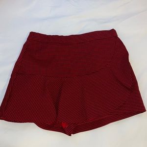 Zara Red and black checkered ruffle skort